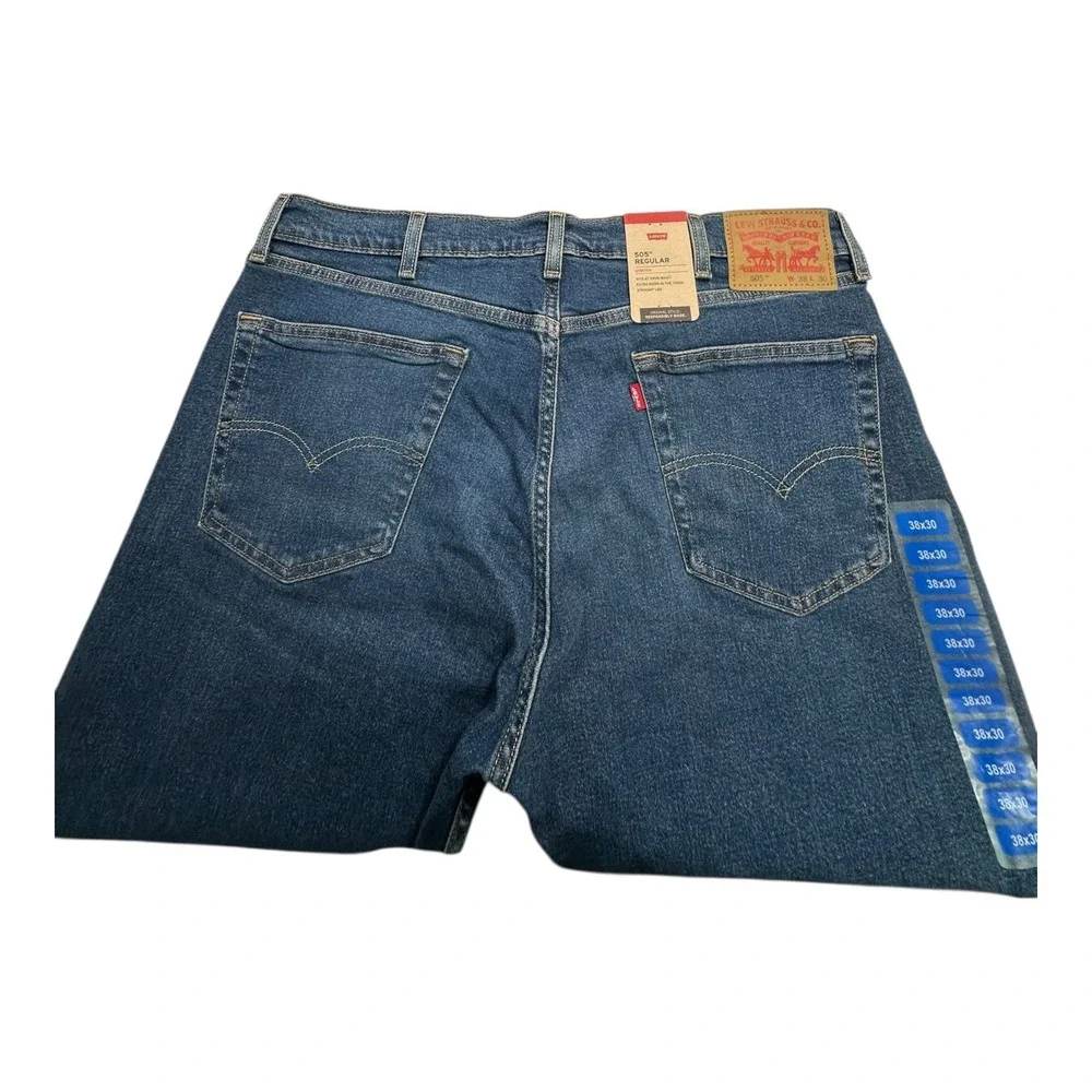 Levi Strauss & Co 505 Regular Fit Straight Leg Men Jeans 38x30 Dark Wash‎ NEW